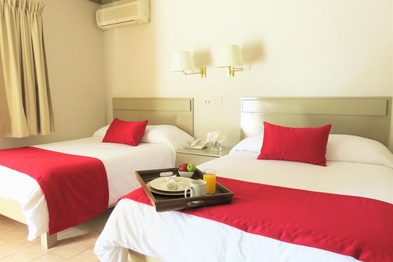 Hotel Huizache 살티요 외부 사진